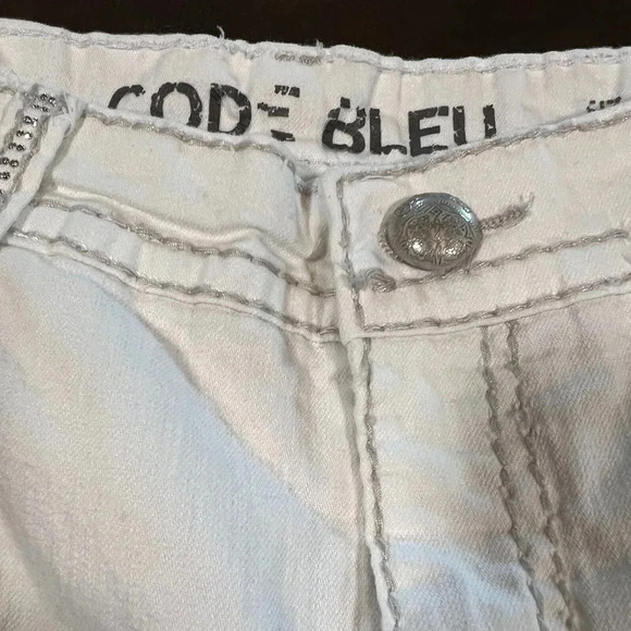Code Bleu, White Jeans, Cropped, Denim, Annette, Woman’s size 8-28 - Picture 2 of 8